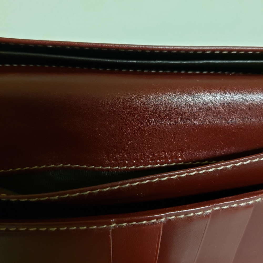 GUCCI Leather Wallet - Picture 8 of 12